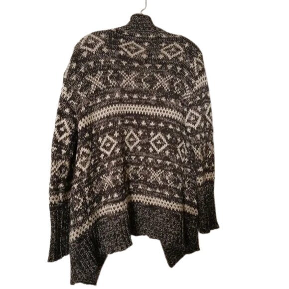 Aeropostale Grey and Cream Aztec Pattern Knit Cardigan Size Large - Picture 4 of 6